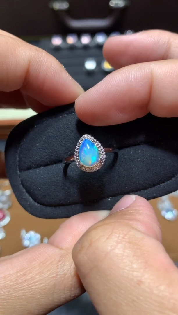 未镶嵌欧泊戒指W110