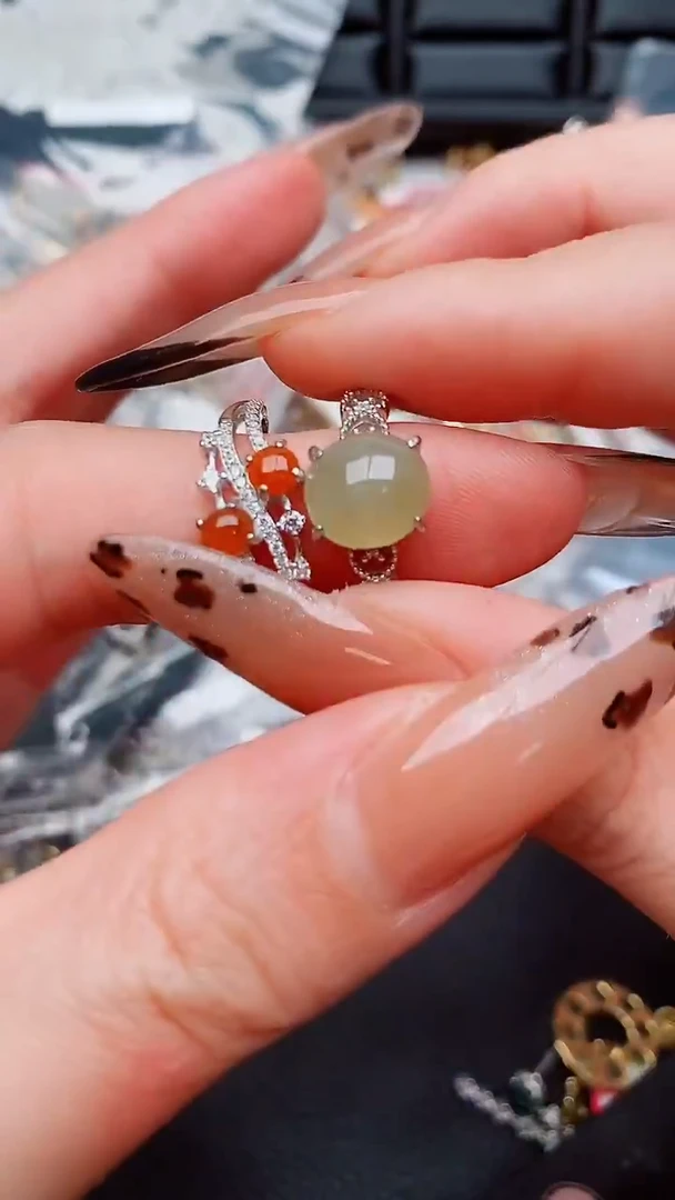 银S925镶嵌戒指翡翠...