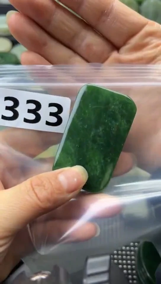 未镶嵌和田玉珠宝半成品牌子