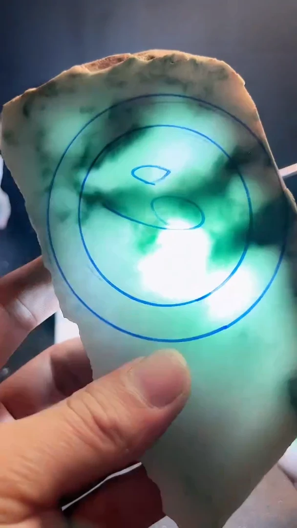 未镶嵌1定制翡翠管*员天然翡翠