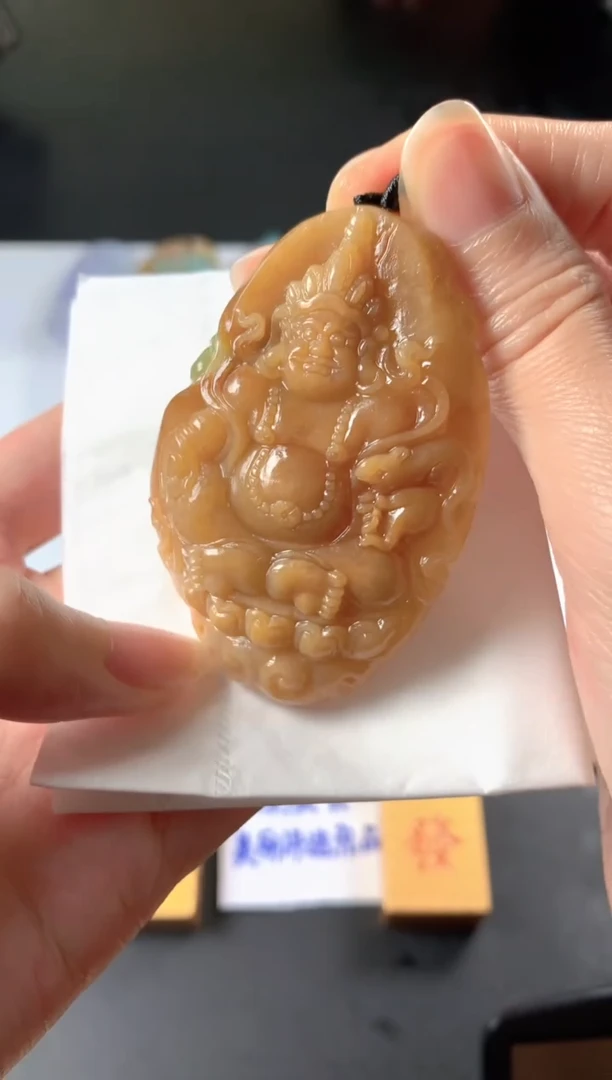 未镶嵌定制翡翠青*主毛货抛光