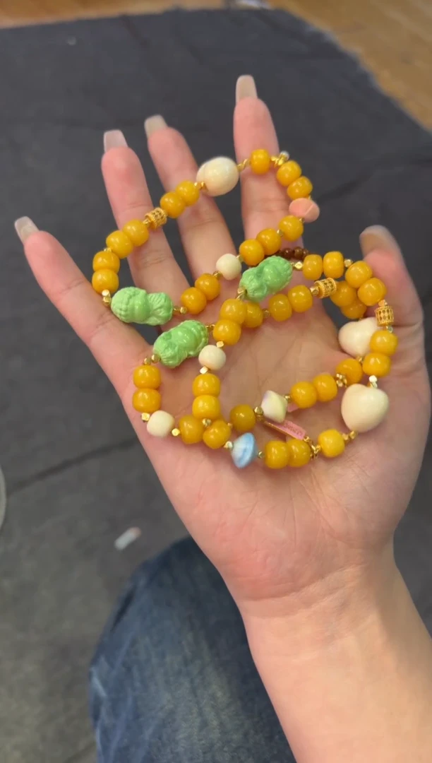 【闪购商品】蜜蜡手链未镶嵌8mm蜜蜡桶猛犸宝宝佛多样性发其一