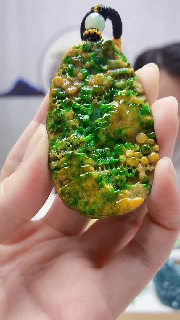 未镶嵌定制翡翠5060zm-毛货挂件山水114