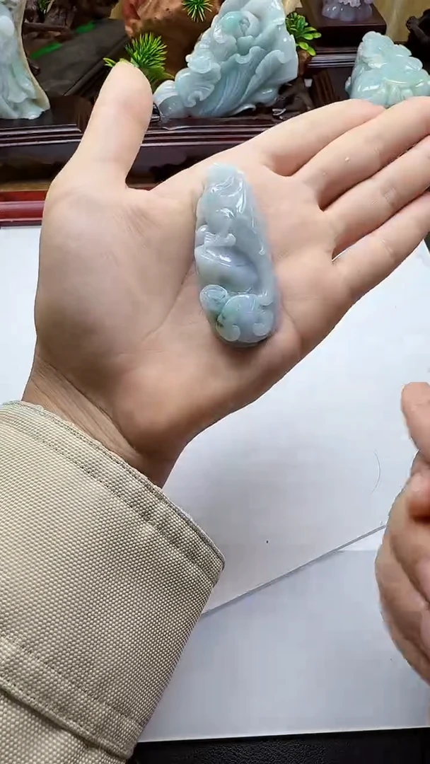 吊坠(不含链)未镶嵌翡翠1