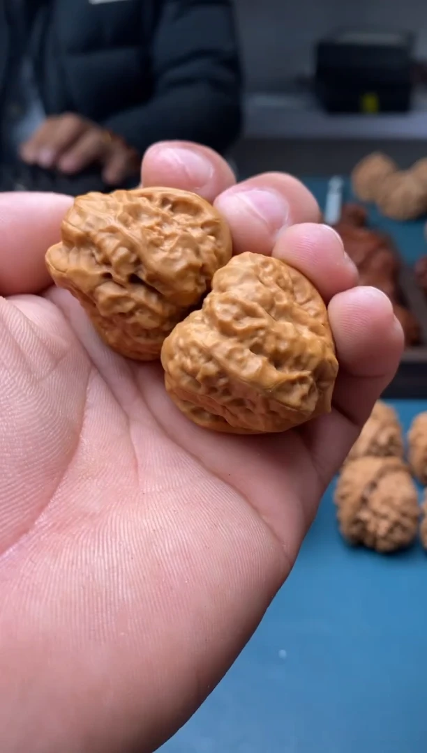 把件文玩核桃蓝*海蛤蟆头a850