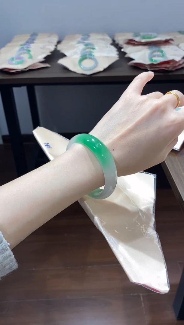 闪购为准，一物一图。