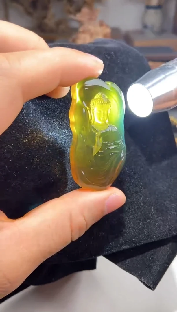 未镶嵌颈饰琥珀金棕珀阿弥陀佛