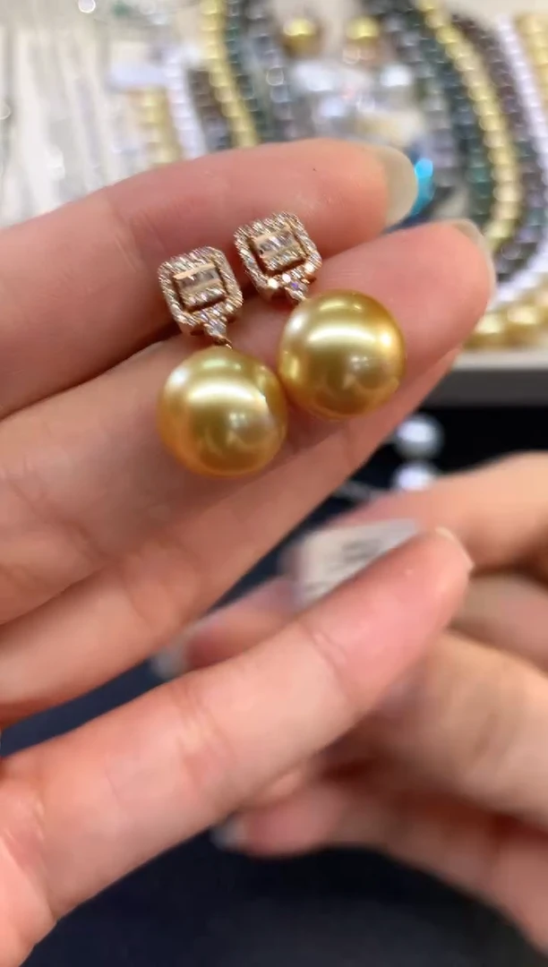 18K金镶嵌耳饰海水珍珠m31