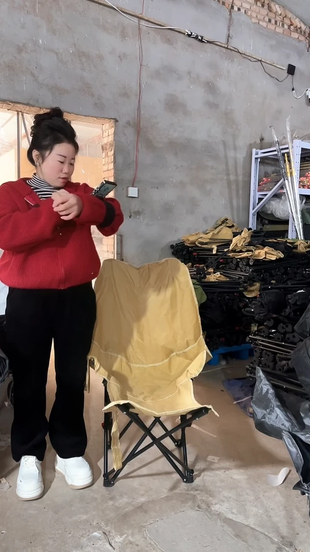 铁带腿托 不可拆卸 高背椅子 颜色随机
