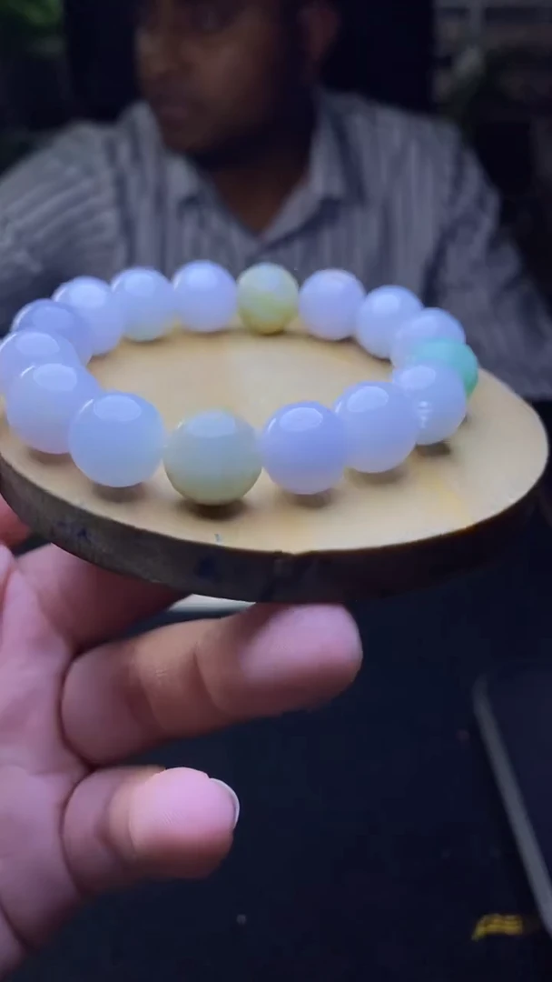 定制翡翠未镶嵌天然缅甸A货翡翠，多样性发货，拍一发一