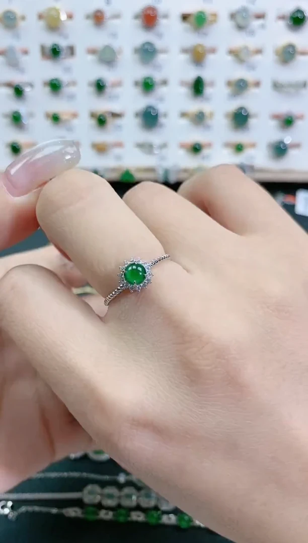 翡翠戒指银S925镶嵌天然翡翠