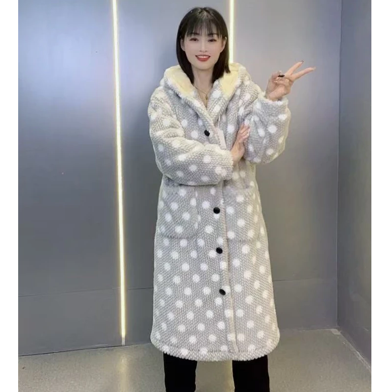 冬季6188女士复合可外穿长袍时尚加厚睡衣紧密防风三层夹棉家居服