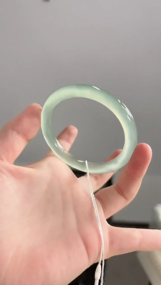 玛瑙/玉髓手镯未镶嵌58圈