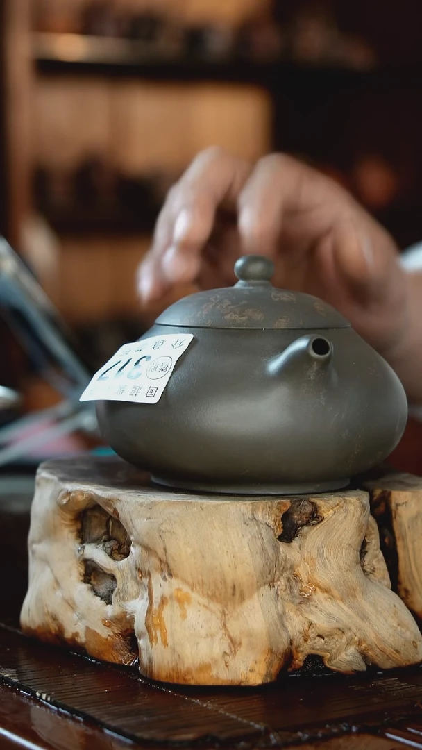 紫砂全手工玉乳壶（微瑕）