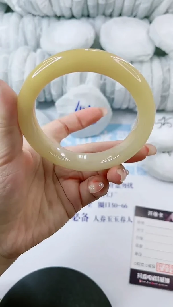 【闪购商品】石英质玉手镯未镶嵌0968013505-64多样性发货