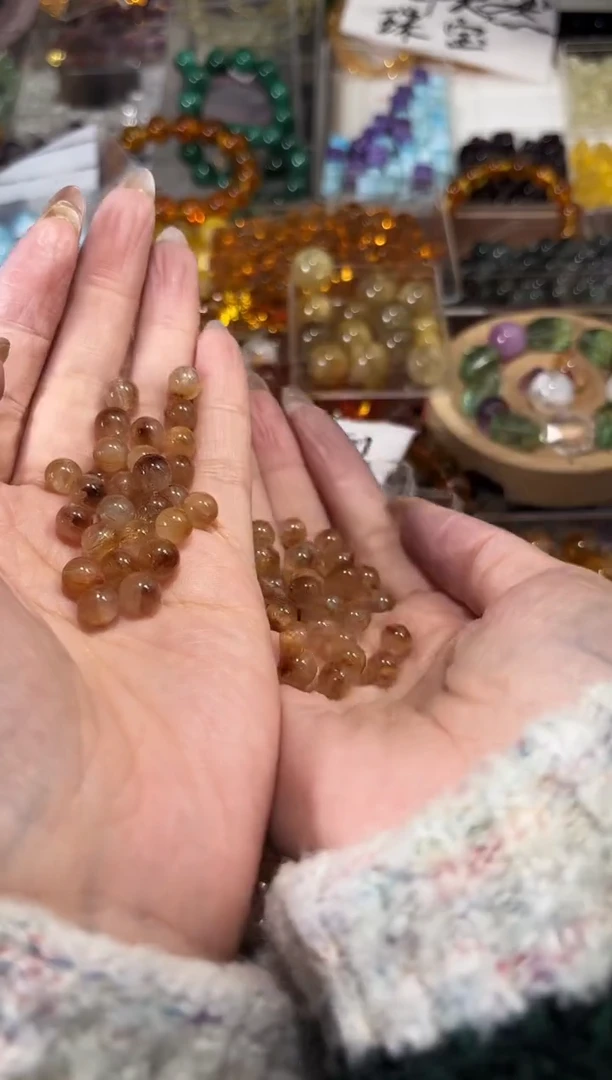 水晶手串未镶嵌R60铜发卡7发三颗