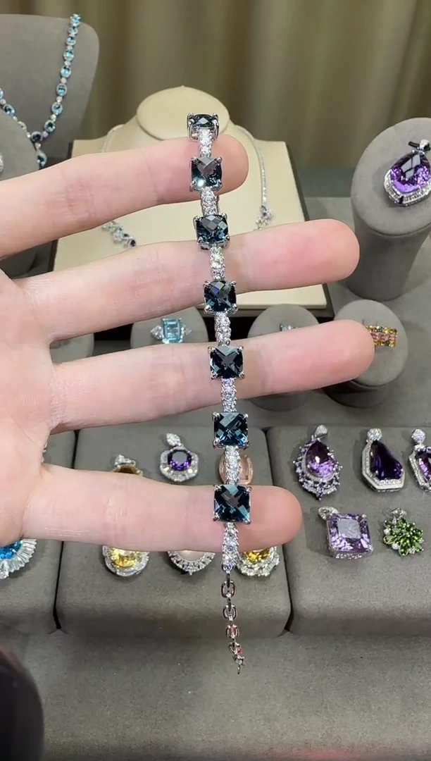 银S925镶嵌托帕石手链6mm手链高级款伦敦蓝