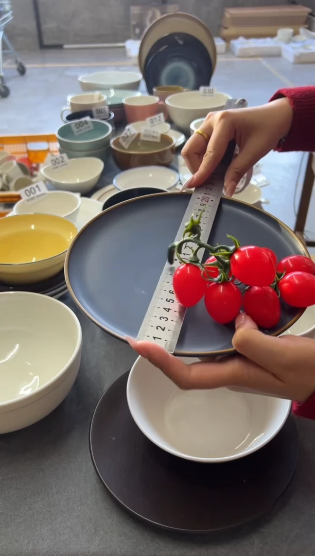 新骨瓷064 瑕疵 烟灰深蓝 8.25寸 平盘