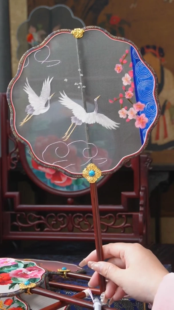 刺绣团扇-双面绣花非遗
