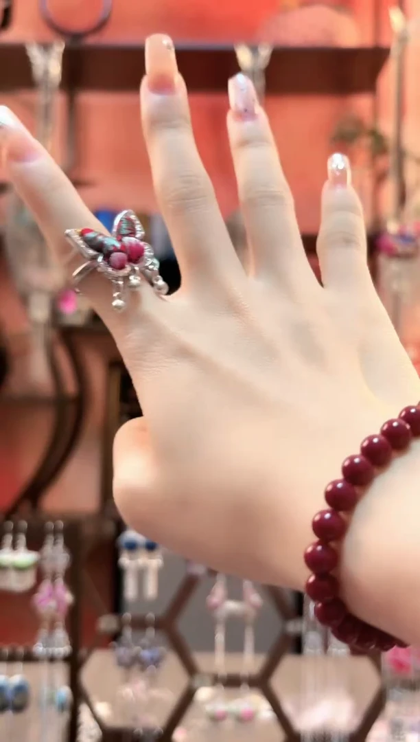 织绣云织谣民族风精美饰品   167