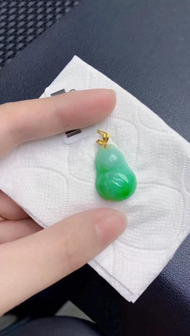 颈饰18K金镶嵌翡翠天然翡翠缅甸A货