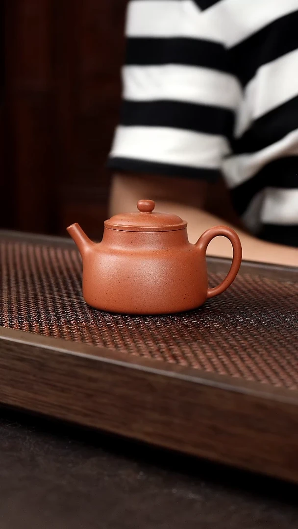 茶壶紫砂大红泥言心