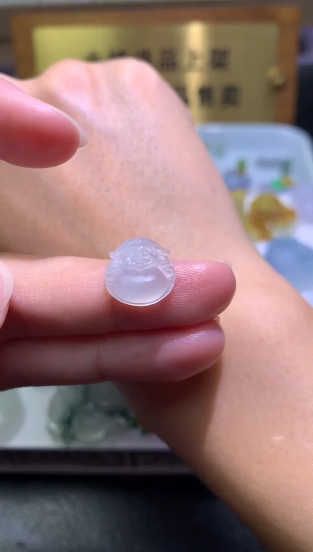 未镶嵌定制翡翠毛货