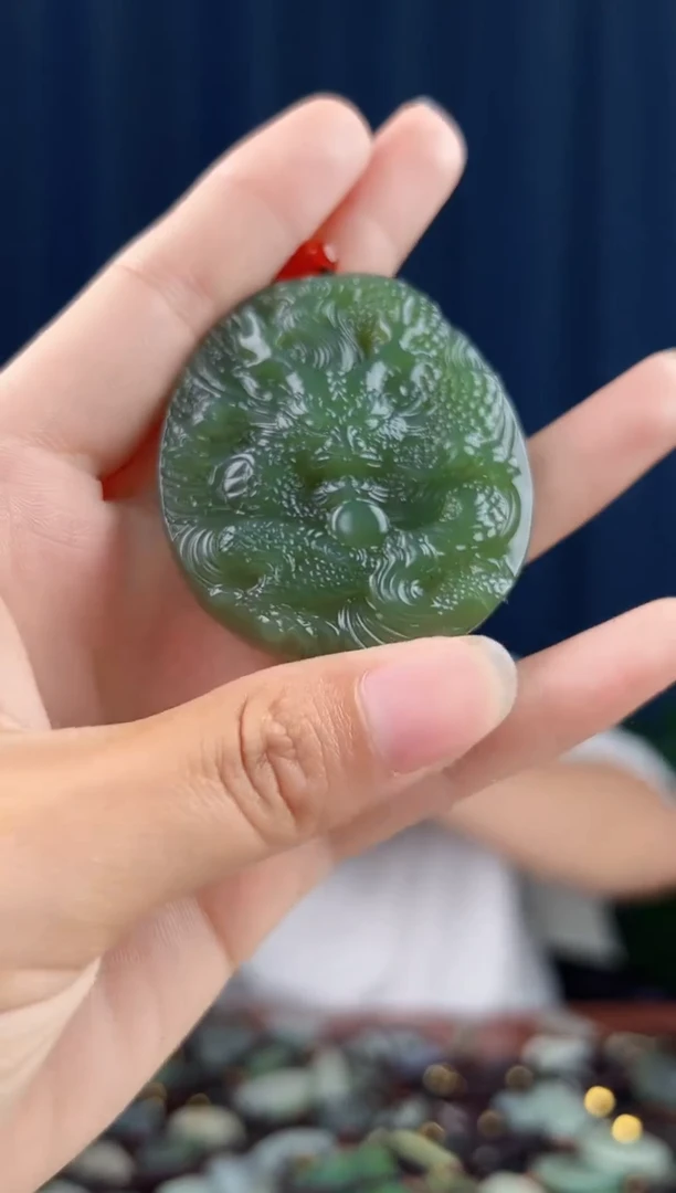 颈饰未镶嵌和田玉拍一发一，多样性发货