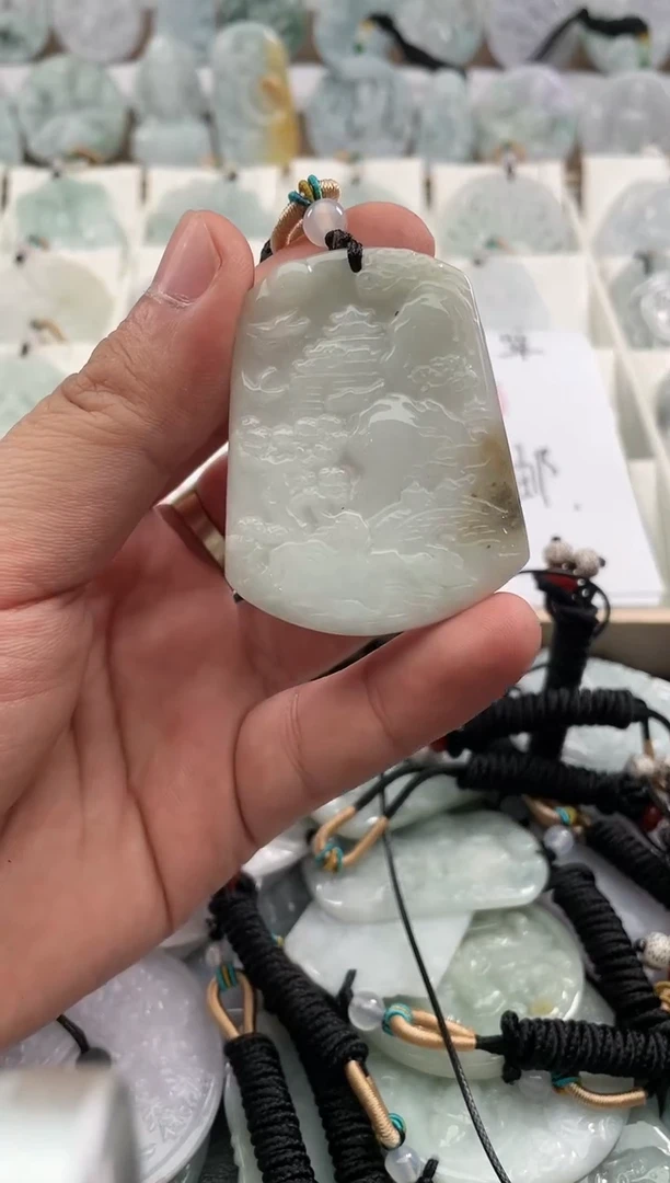 颈饰未镶嵌翡翠26/01/03/40