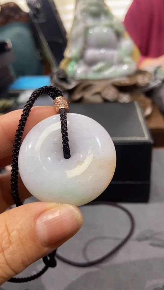 翡翠未镶嵌颈饰吊坠