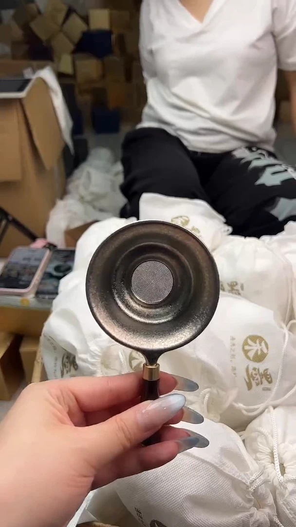 钛茶漏冰晶
