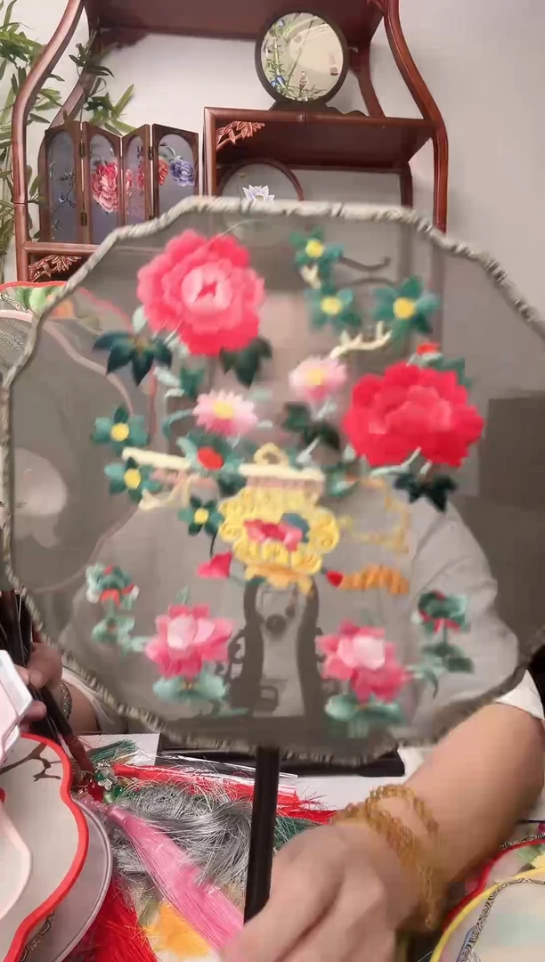 刺绣团扇--手工绣花---双面绣花