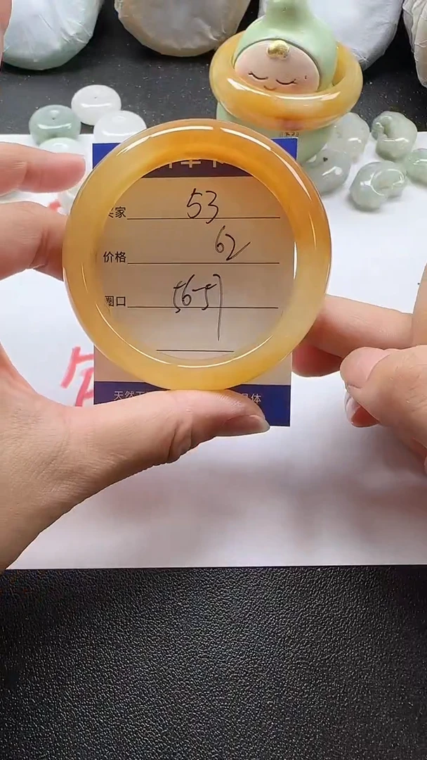 未镶嵌手镯石英质玉53