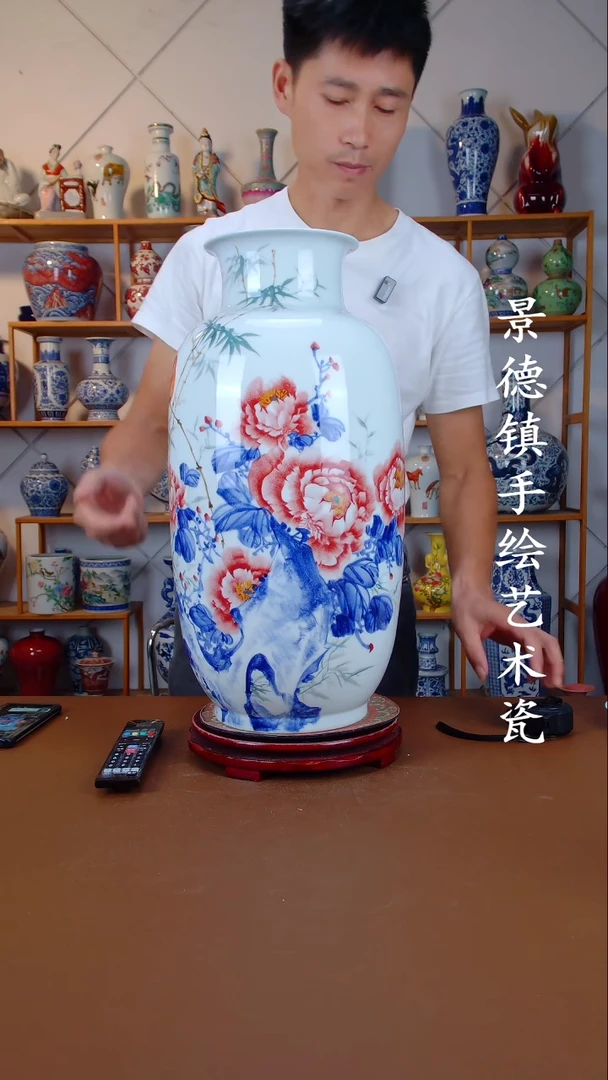 现代景德镇手工手绘陶瓷摆件45