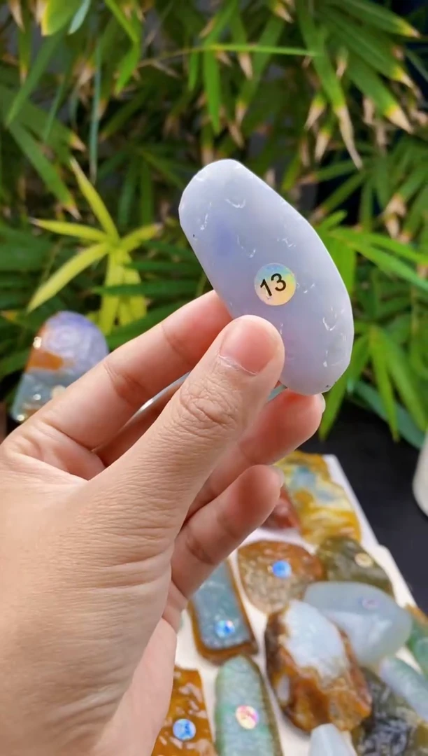 未镶嵌定制翡翠翡翠