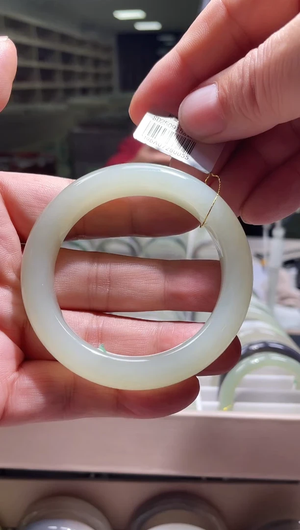 未镶嵌手镯和田玉55-56圈口 0055