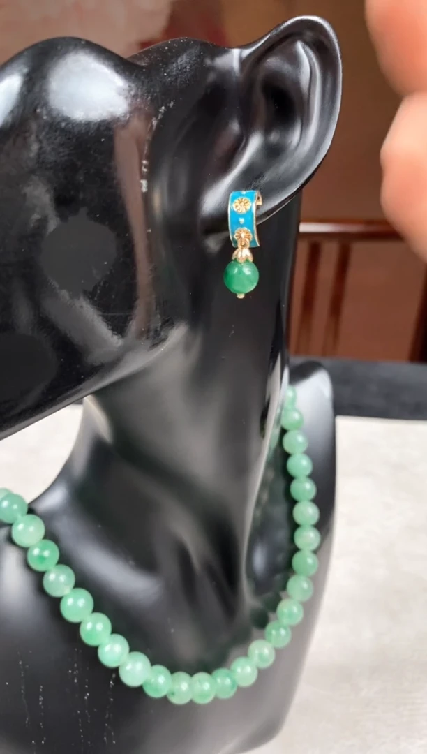 石英质玉（非洲翠）合金耳饰非洲翠A货拍一发一