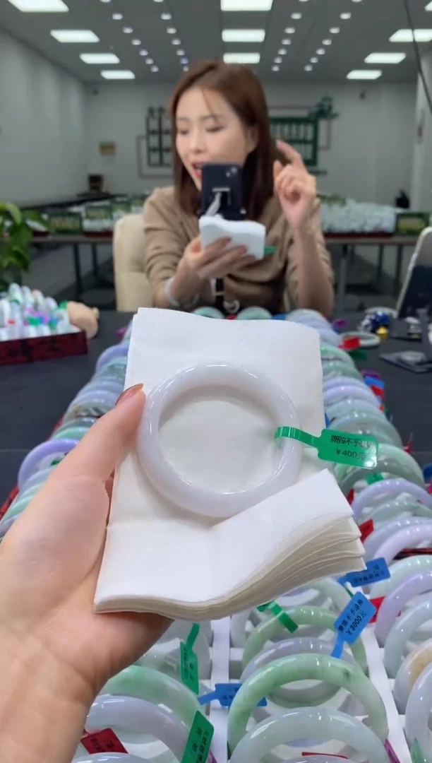 未镶嵌手镯翡翠多人00042594