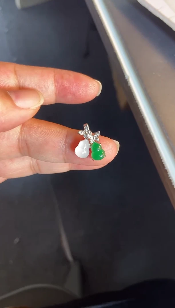 吊坠(不含链)银S925镶嵌翡翠1