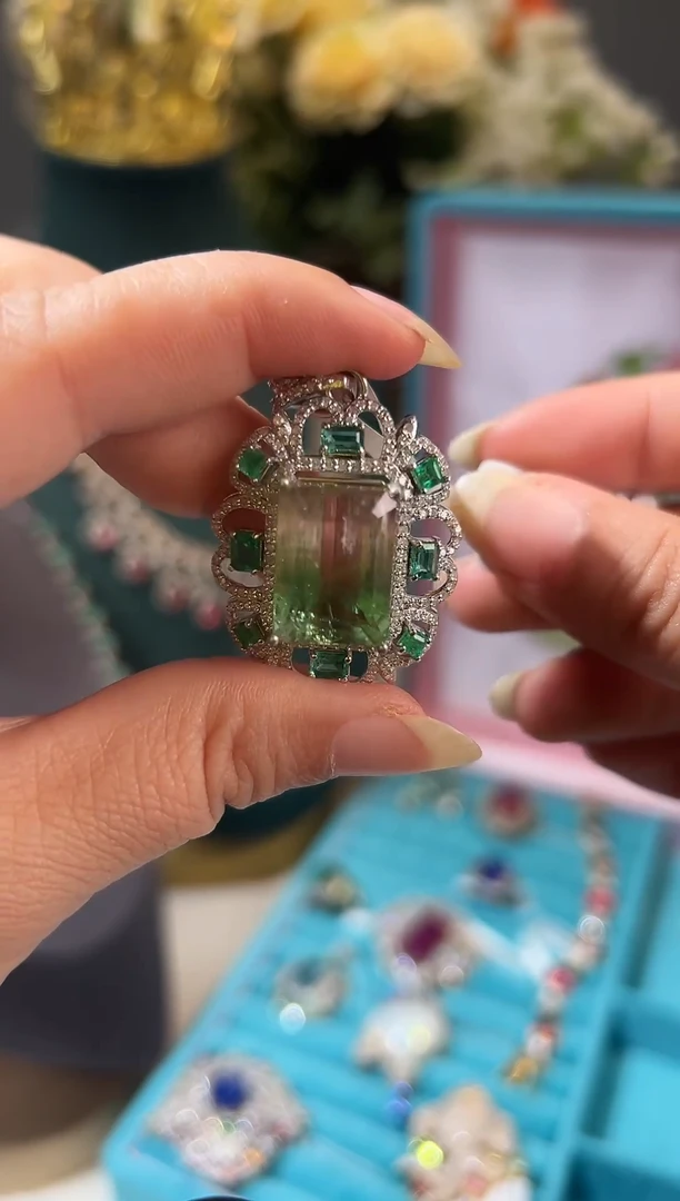 吊坠(赠链)未镶嵌碧玺天然碧玺吊坠