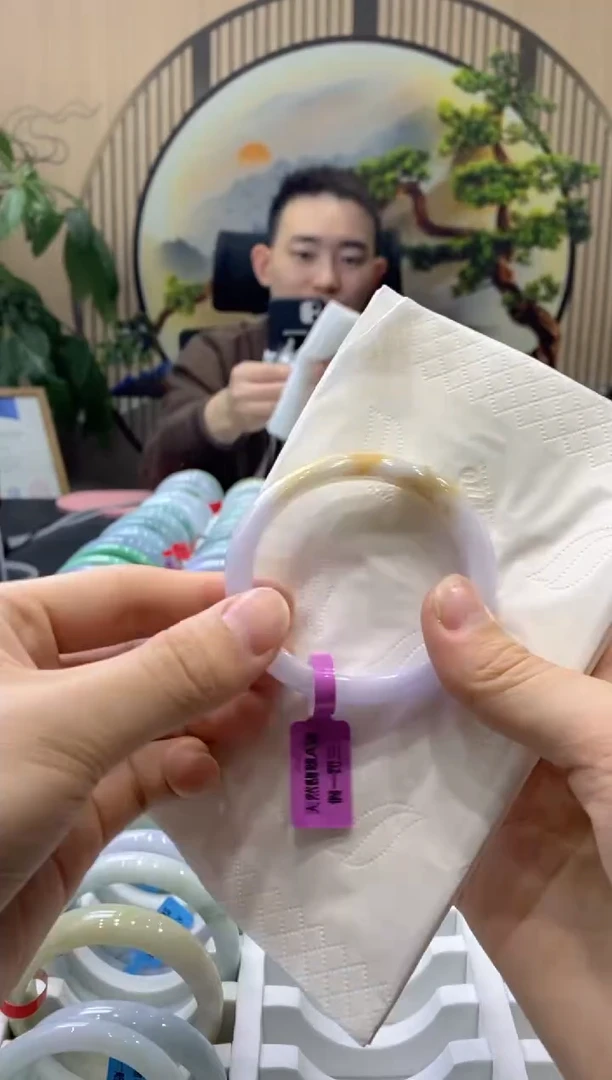 【闪购商品】翡翠手镯未镶嵌0000014532