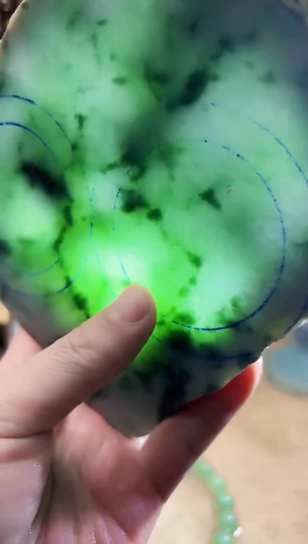 未镶嵌挂件翡翠A货张麦8624