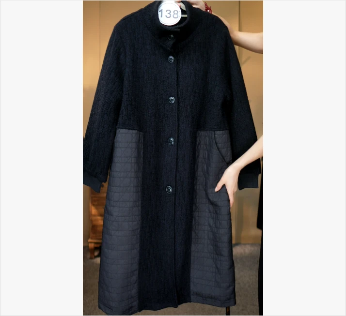 138 黑色拼接菱格立领单排扣长款外套
