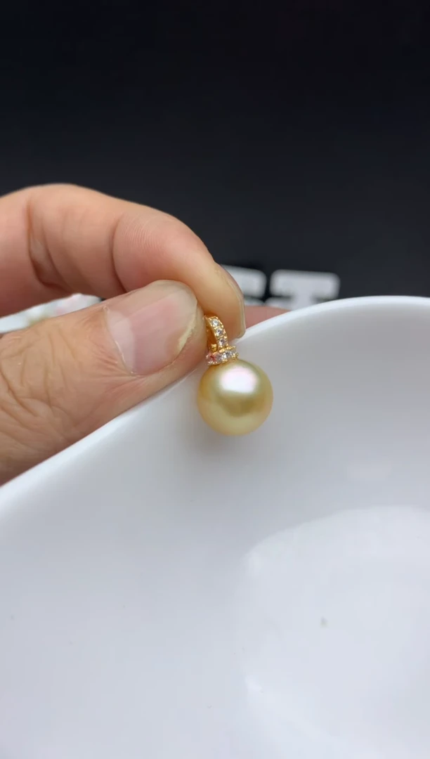 银S925镶嵌ff海水珍珠金珠吊坠(赠链）10~11mm