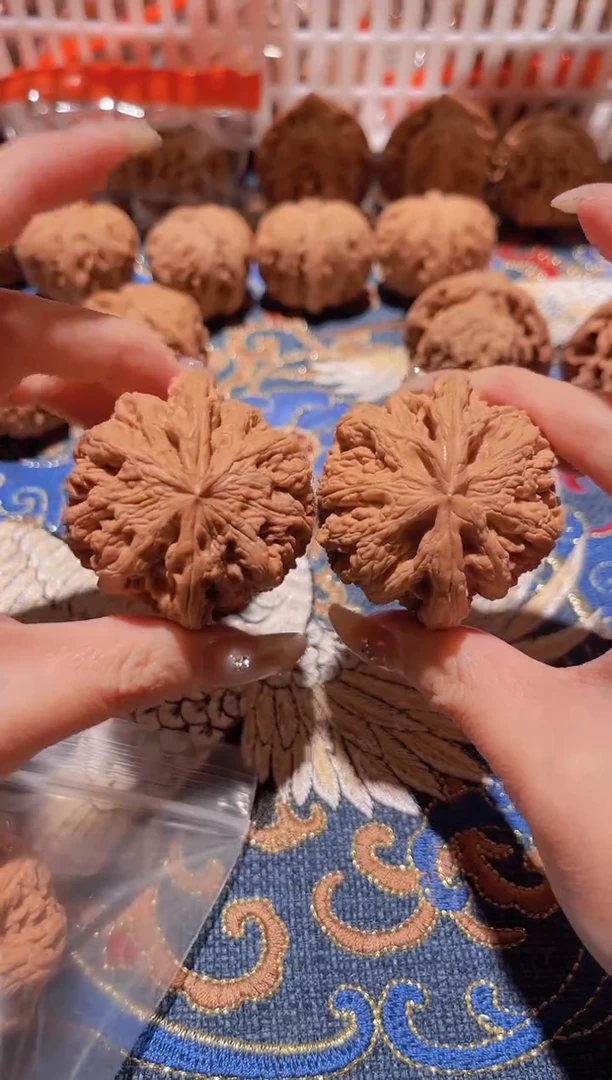 把件文玩核桃025 粗筋47