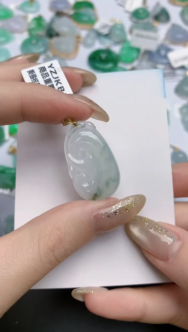 【闪购商品】翡翠颈饰18K金镶嵌天然缅甸翡翠A货