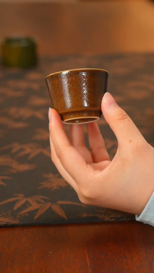 鱼子天文目直口杯