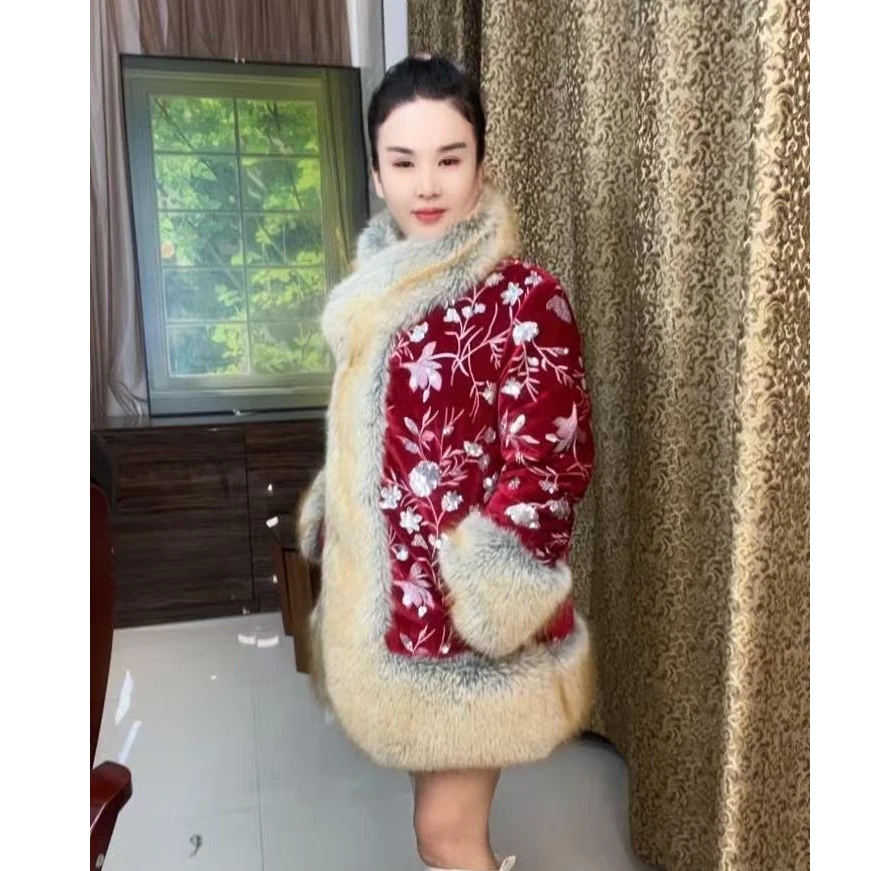 23873冬季网红同款冬季加棉设计师百搭款亮片秀毛毛女款保暖外套