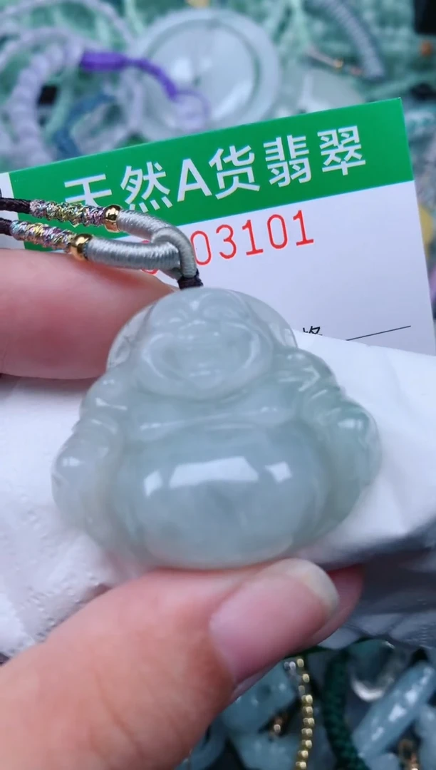 翡翠未镶嵌颈饰.0003101