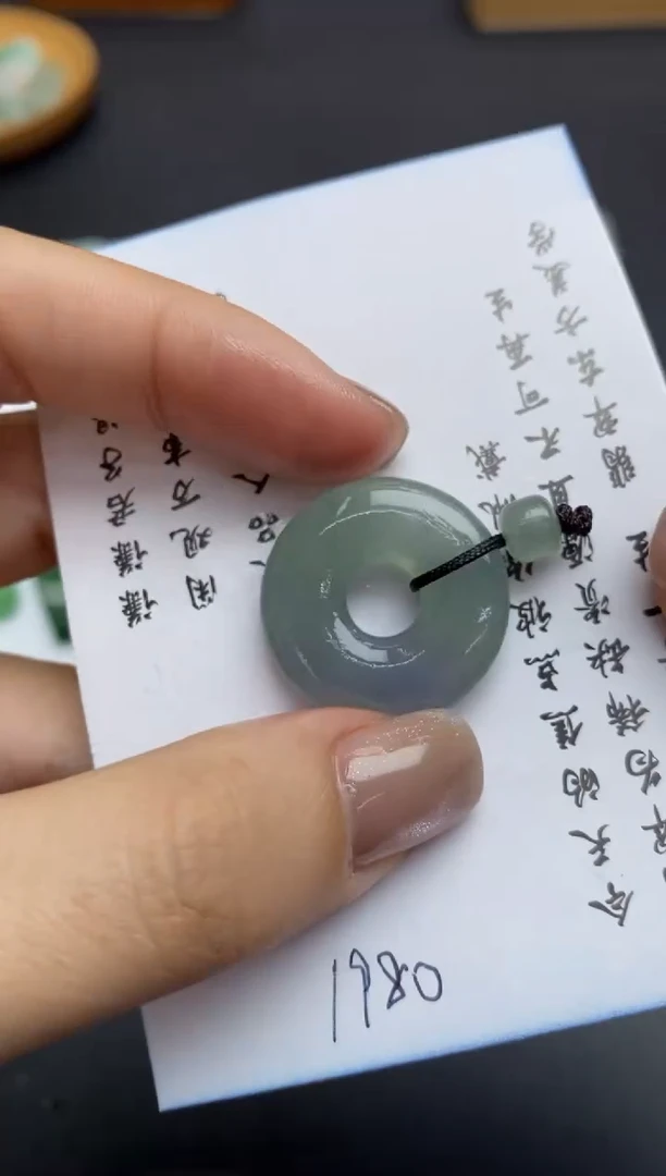 未镶嵌定制翡翠翡翠毛货~